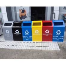 Renkli Sıfır Atık Kutuları