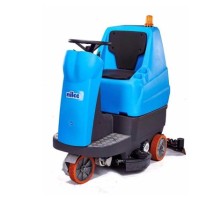 Akülü Binicili Zemin Temizleme Makinası