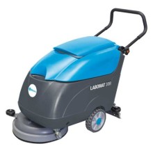 Akülü Zemin Temizleme Makinesi